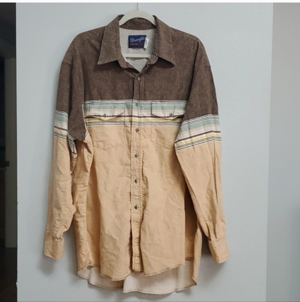 Wrangler vintage 90s X-long tails Brown and Tan Button-Up Shirt